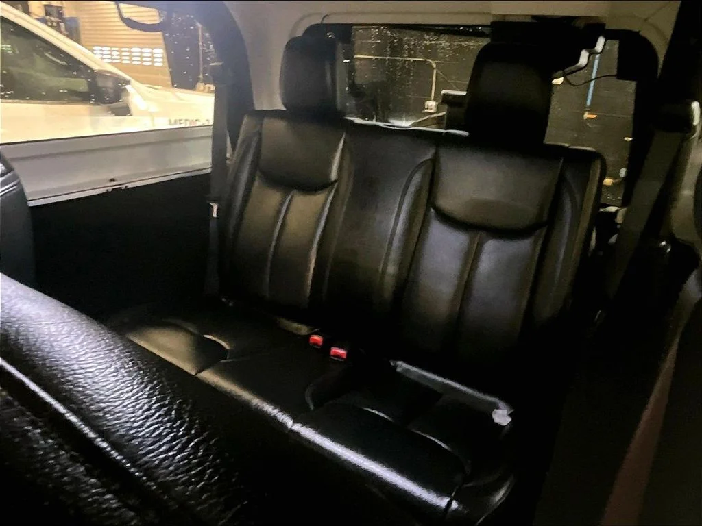 Used 2017 White Jeep Sahara image 15