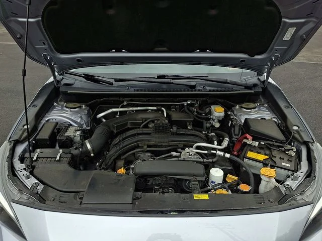 Used 2022 Silver Subaru Premium image 29