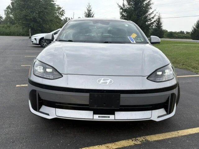 Used 2024 Curated Silver Hyundai Limited image 3