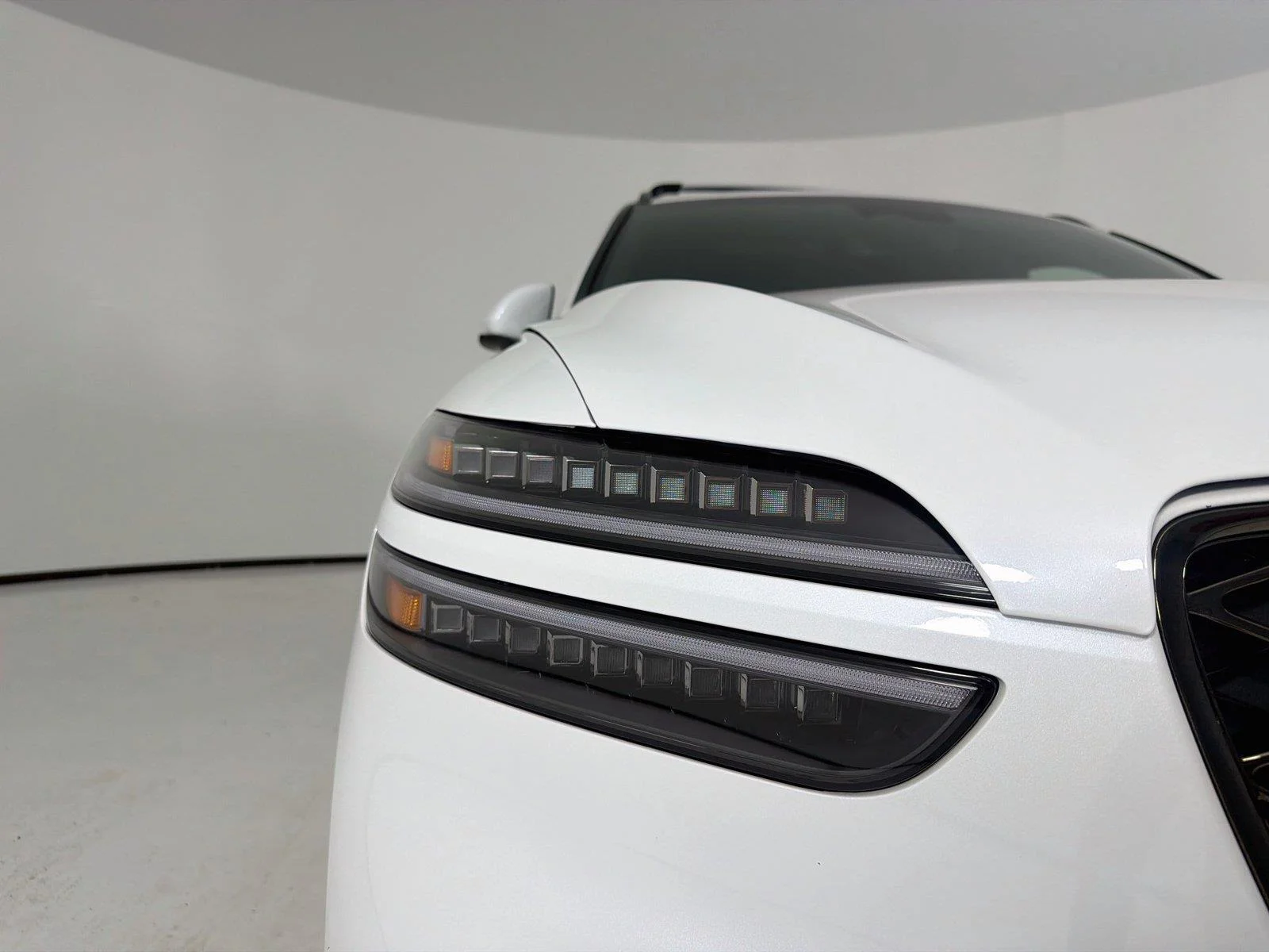 Used 2026 Uyuni White Genesis 3.5T Sport Advanced image 30