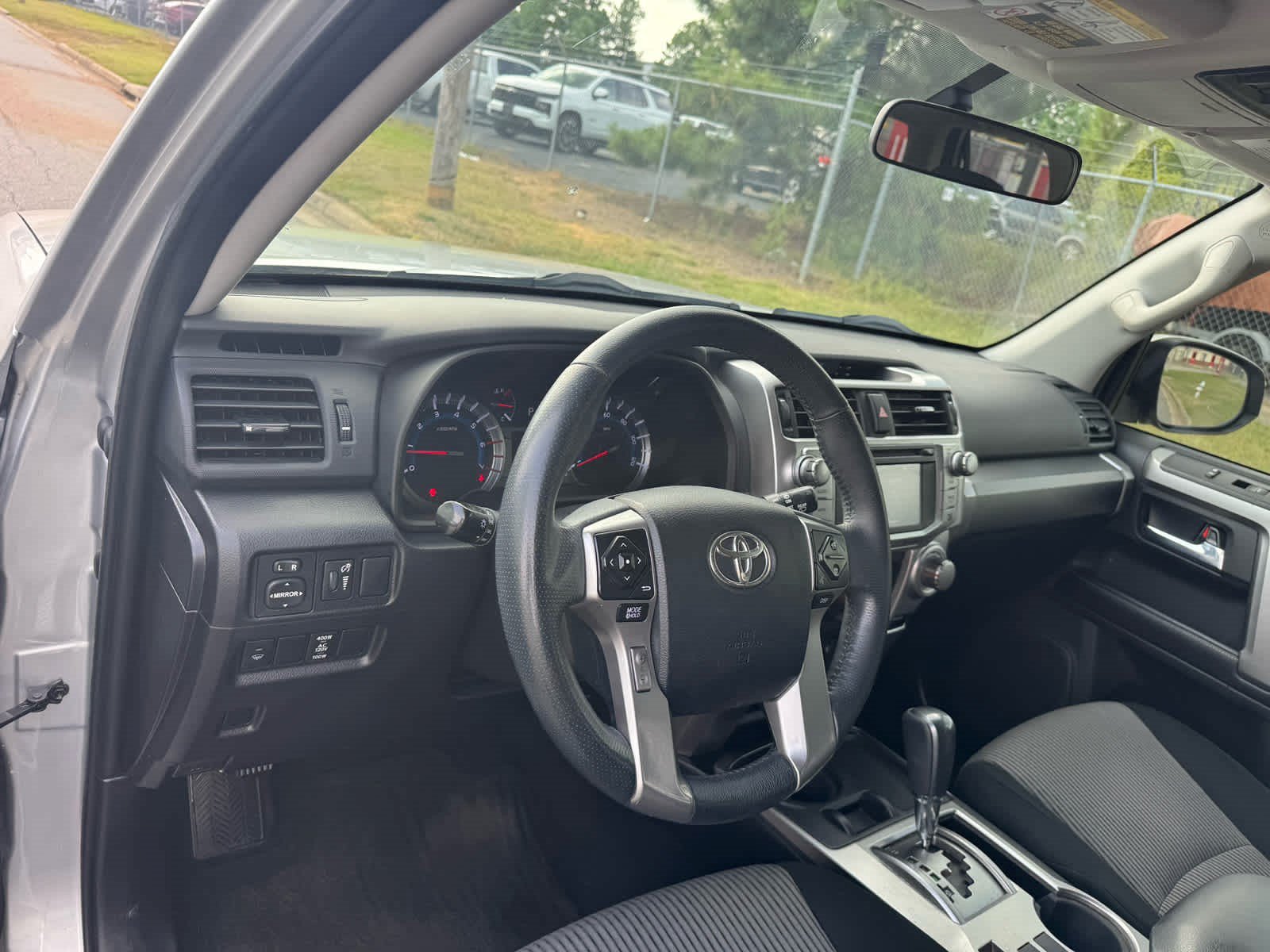 Used 2018 Classic Silver Metallic Toyota SR5 image 2