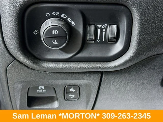 Used 2025 White Ram Laramie image 10