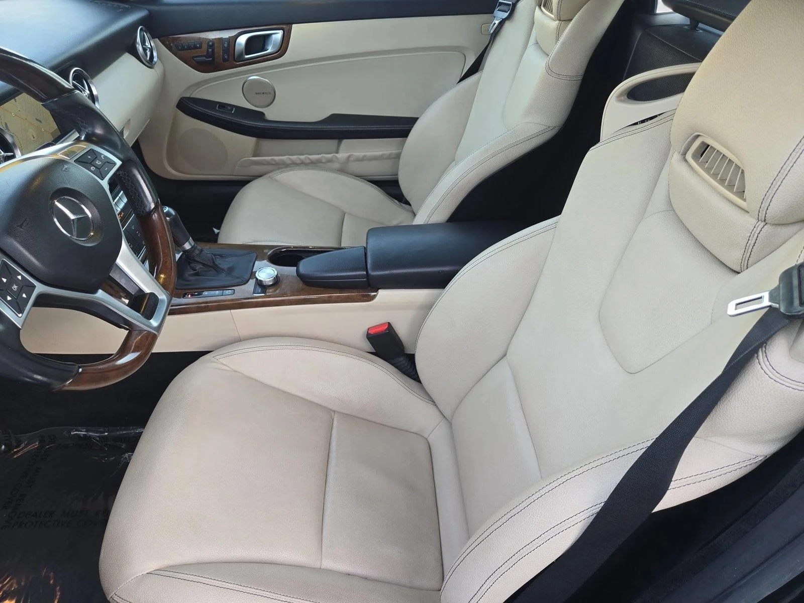 Used 2014 Black Mercedes-Benz SLK 250 image 17
