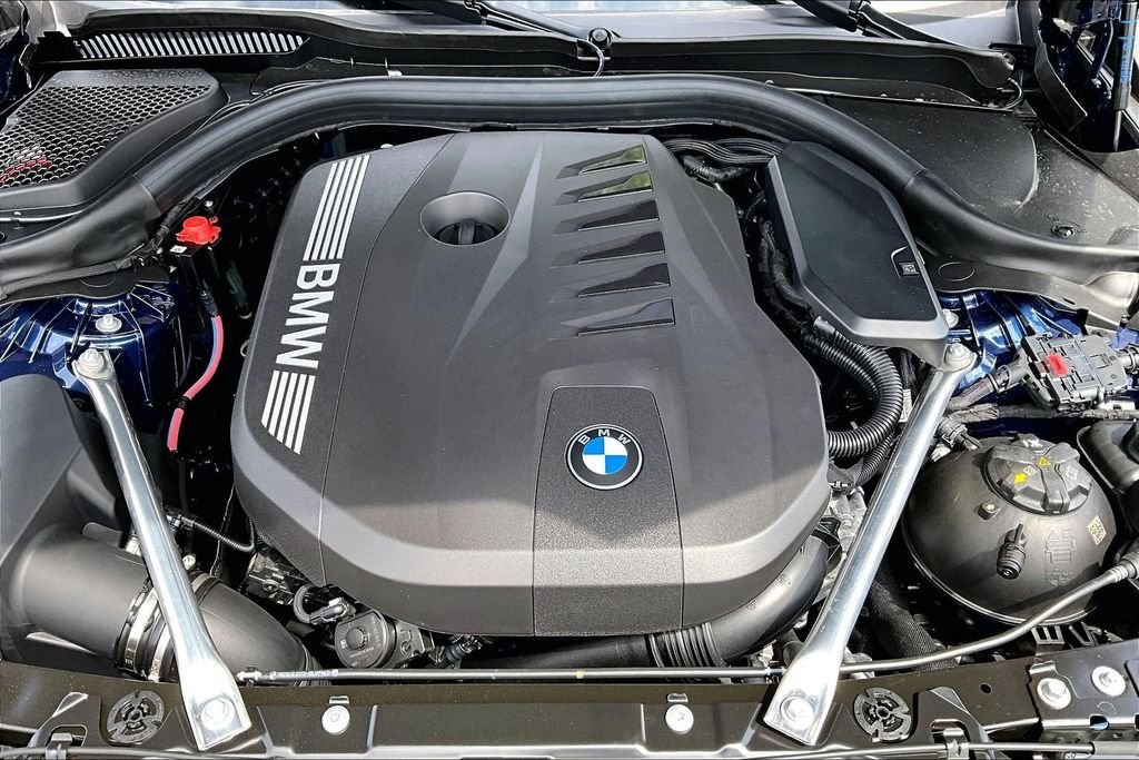 New 2026 Blue BMW 540i xDrive image 20