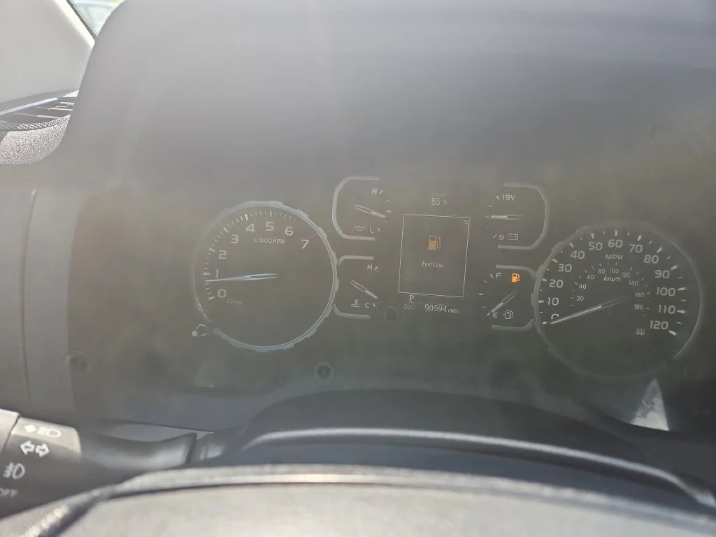 Used 2018 Red Toyota SR5 image 16