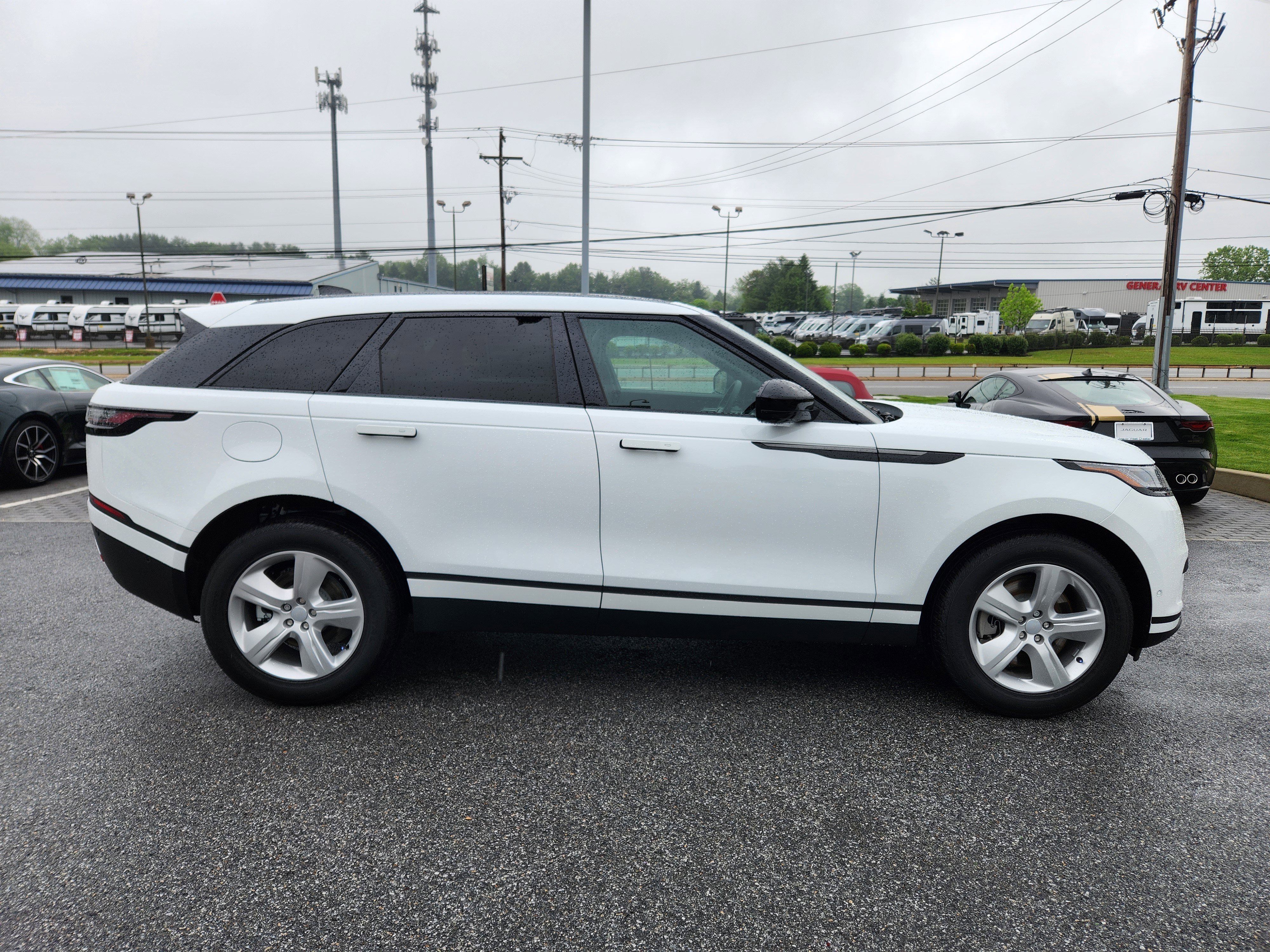 New 2026 Fuji White LAND ROVER S image 6