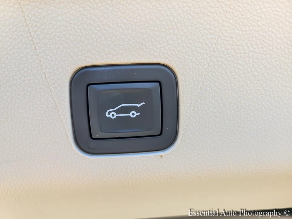 2025 CADILLAC ESCALADE - Image 22