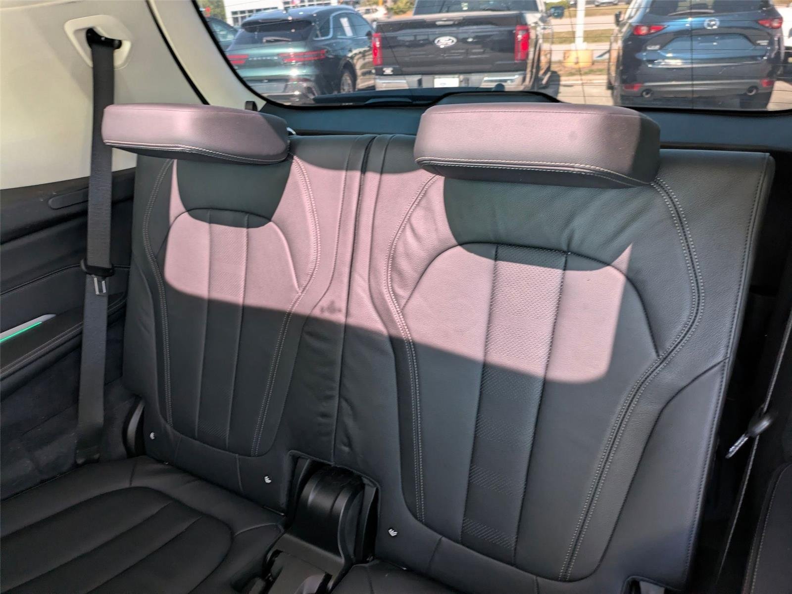 Used 2019 Phytonic Blue Metallic BMW xDrive40i image 30