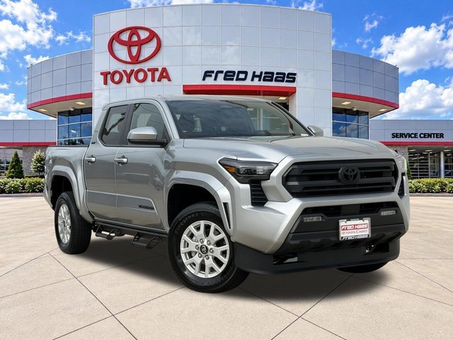2026 Toyota Tacoma 2WD SR5