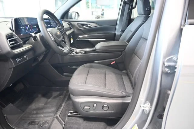 2026 Chevrolet Traverse LT - Photo 9
