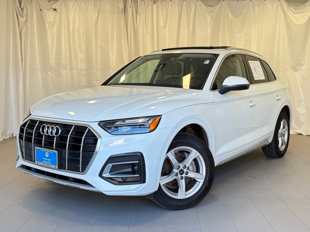 2023 Audi Q5 40 Premium's photo