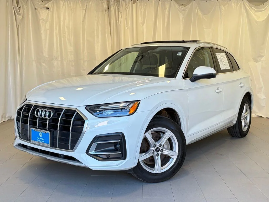 2023 Audi Q5 40 Premium's photo