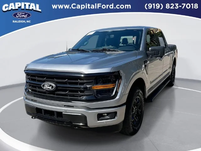 Used 2024 Silver Ford XLT image 1