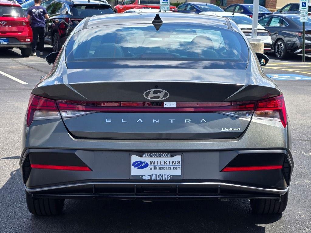 New 2026 Gray Hyundai Limited image 11