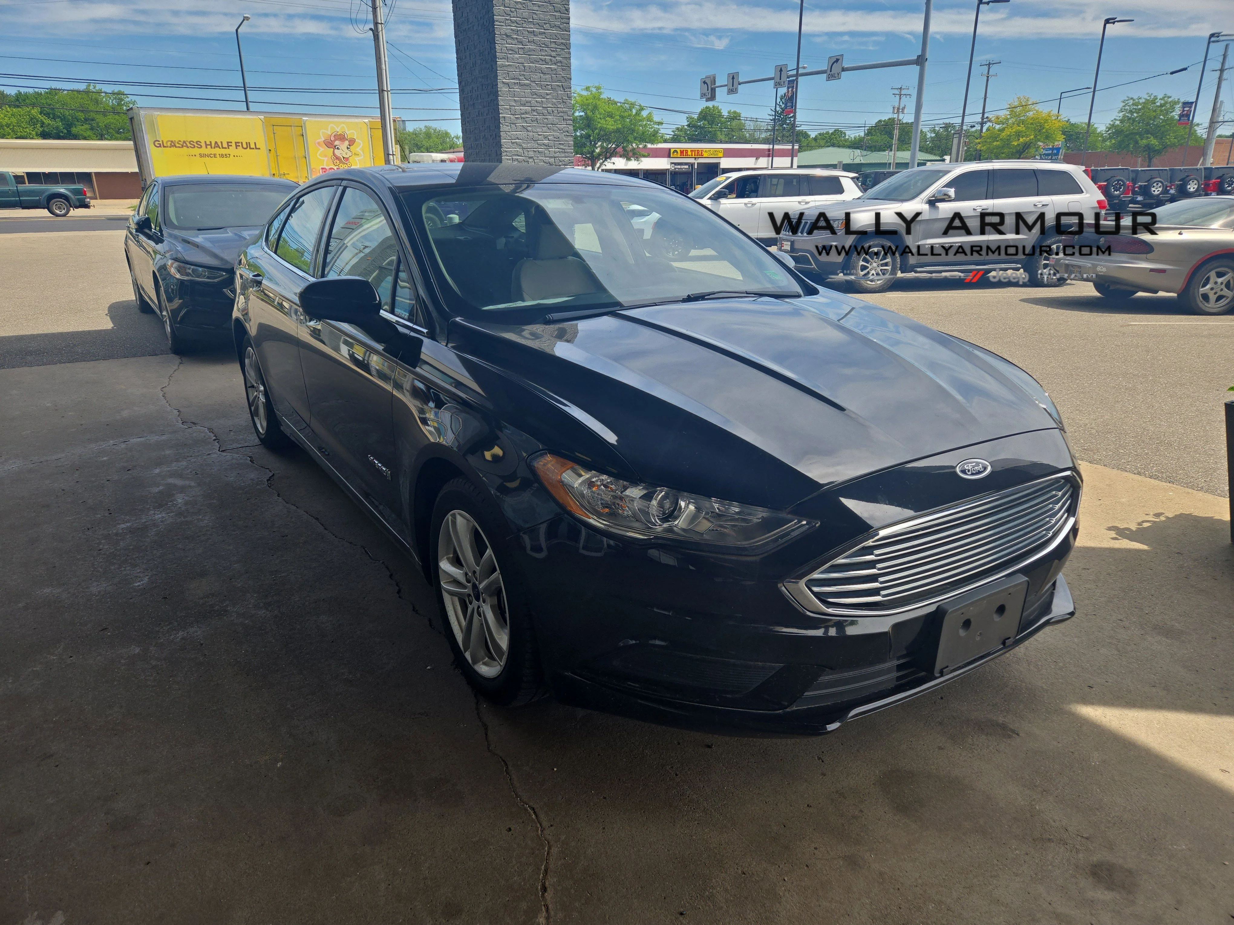 2018 Ford Fusion S's photo