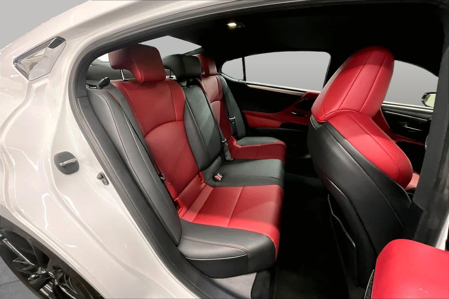 Used 2024 Ultra White Lexus F SPORT Handling image 20