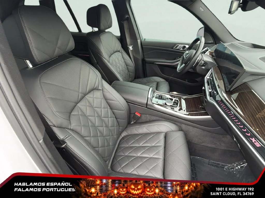 Used 2024  BMW xDrive40i image 38