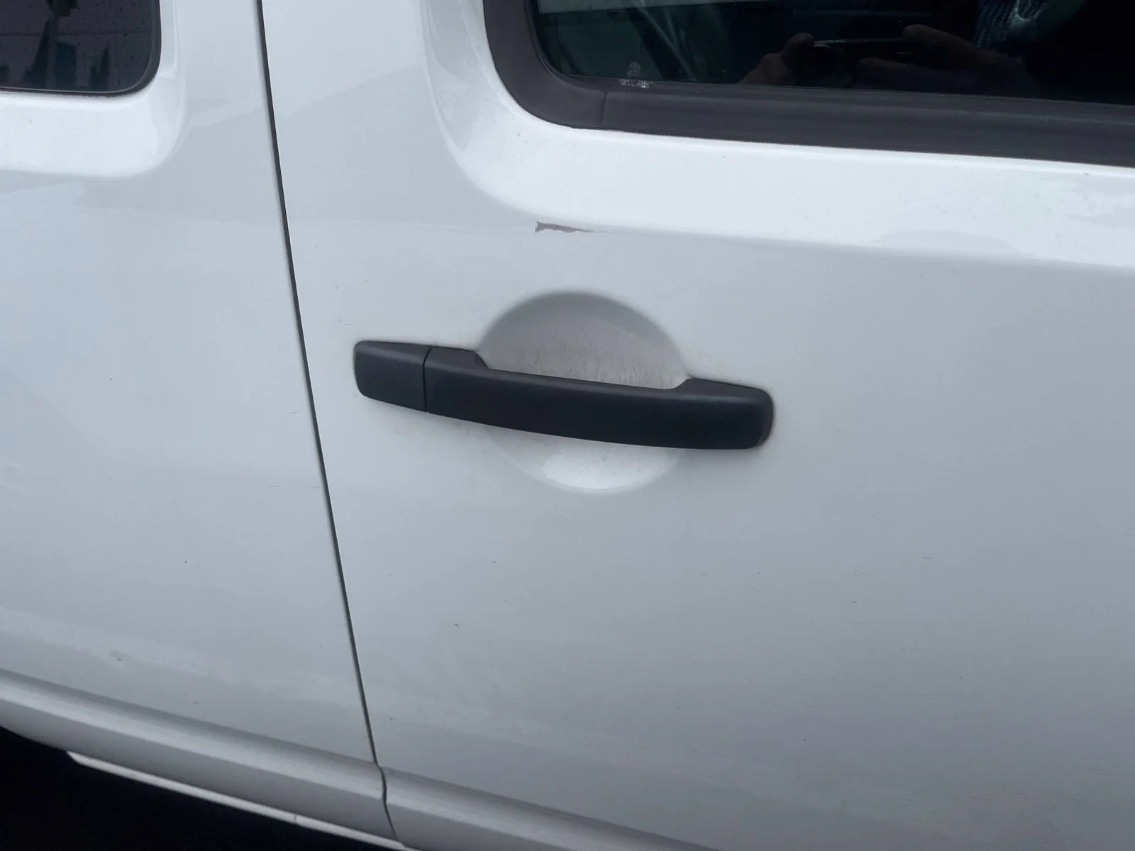 Used 2019 Glacier White Nissan SV image 7