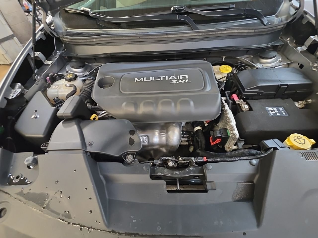 Used 2015 Silver Jeep Limited image 14
