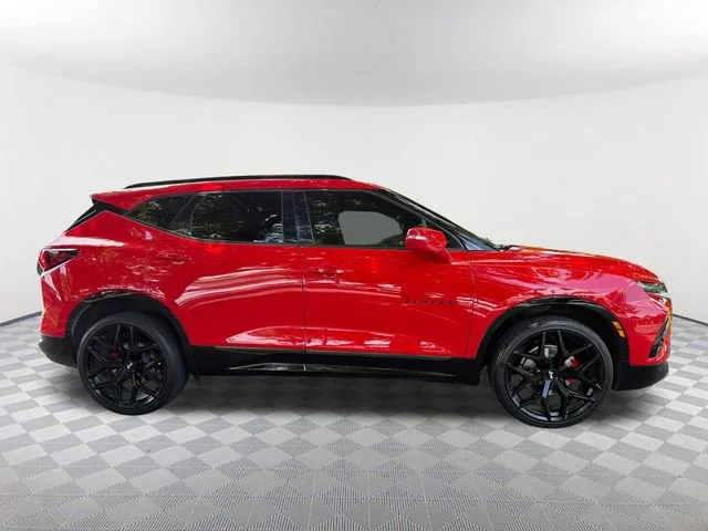 Used 2020 RED HOT Chevrolet RS image 4