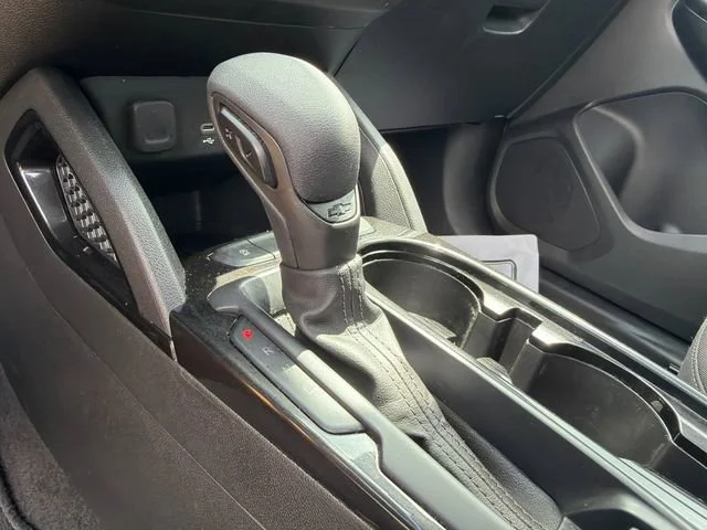 Used 2022 Blue Glow Metallic Chevrolet LT image 31