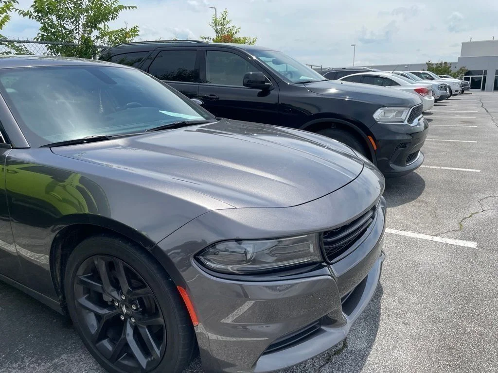 Used 2022 Gray Dodge SXT image 7