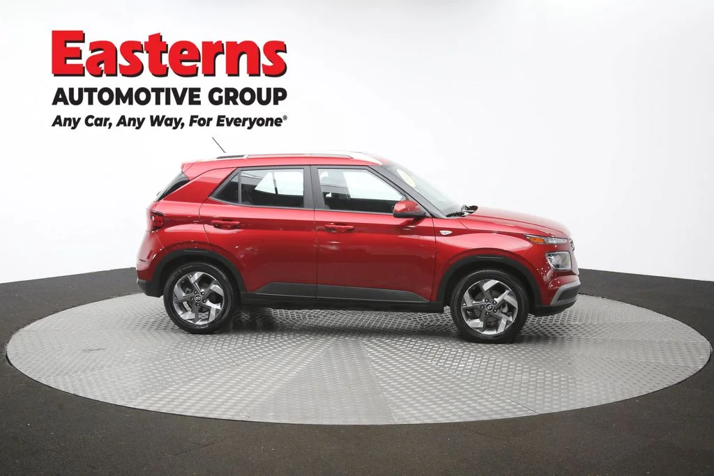 Used 2025 Red Hyundai SEL image 47