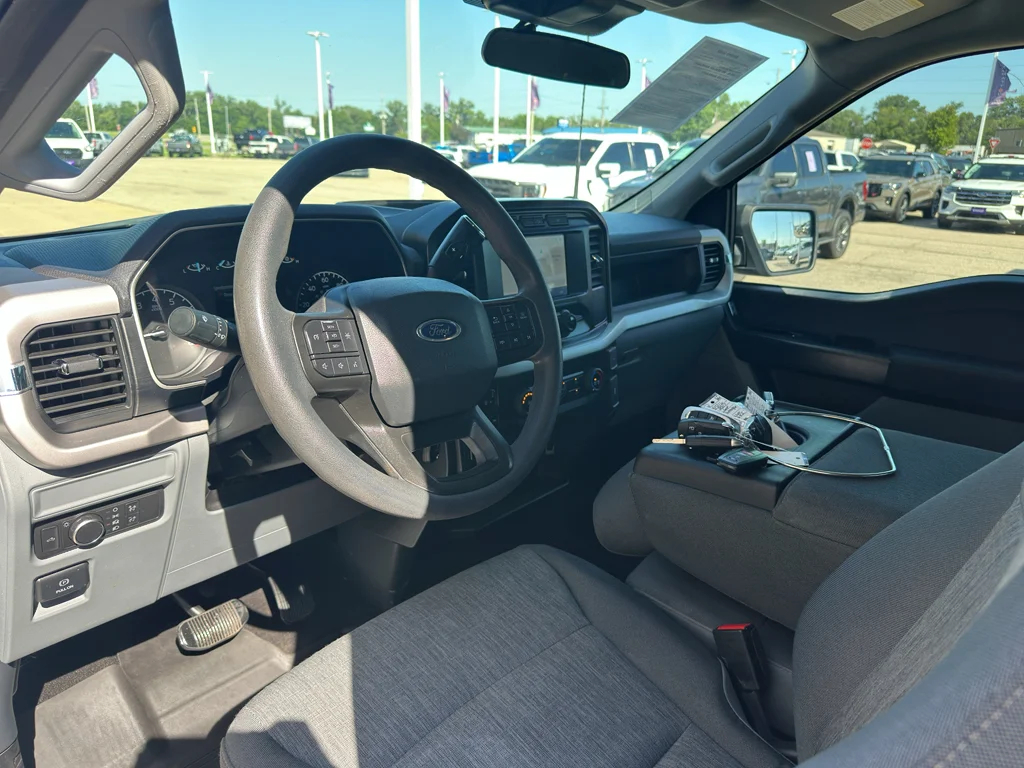 Used 2022 Oxford White Ford XL image 13