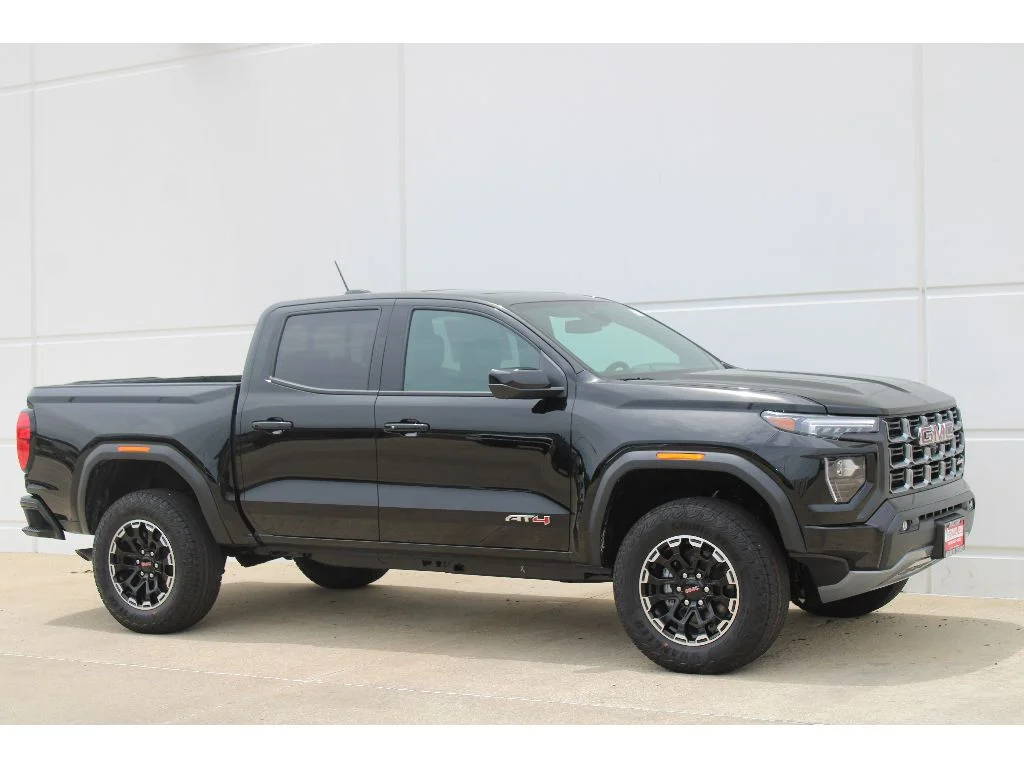 New 2026 ONYX BLACK GMC 4WD AT4 image 8