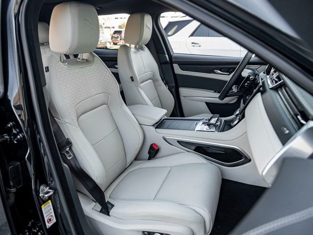 New 2026 Santorini Black Jaguar P250 R-Dynamic S image 26