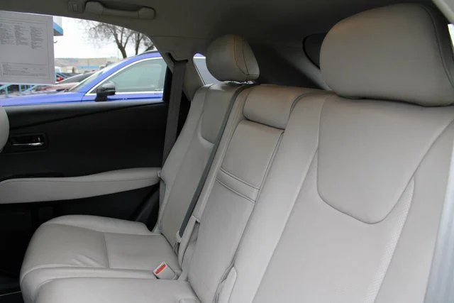 Used 2015 Gray Lexus 450h image 15