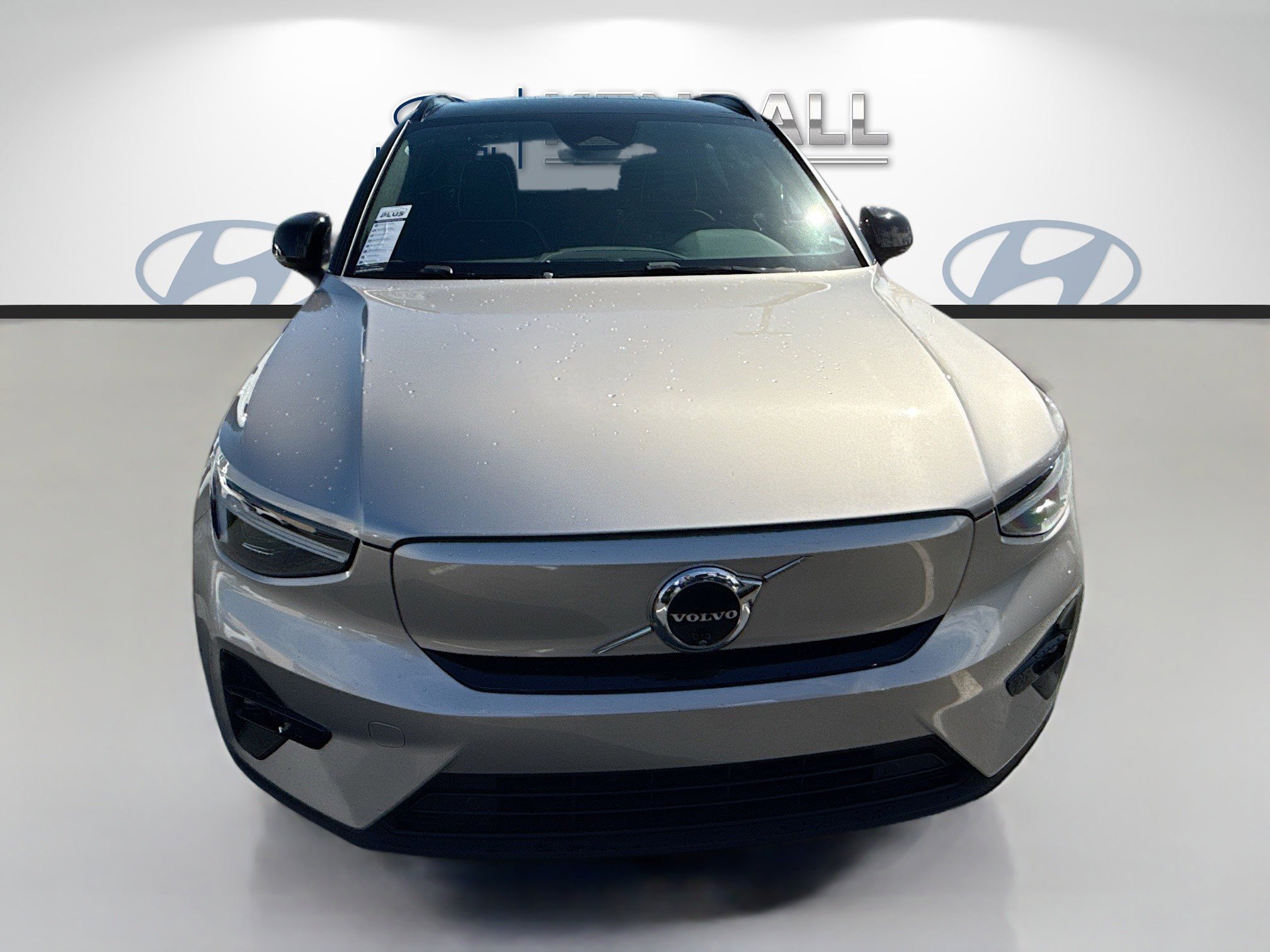 Used 2024 Volvo XC40 Plus with VIN YV4ER3XL8R2253174 for sale in Miami, FL