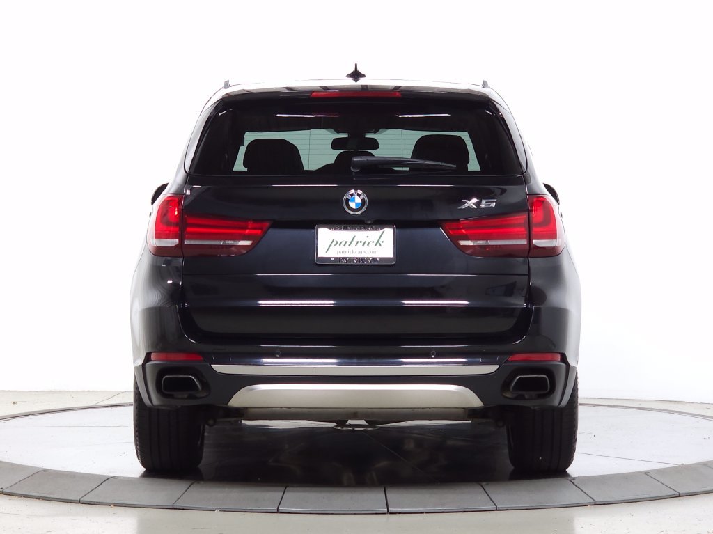 Used 2017 Black Sapphire Metallic BMW xDrive50i image 7