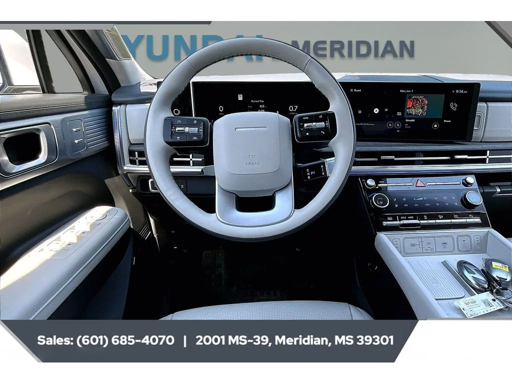 Used 2025 Serenity White Hyundai Calligraphy image 5
