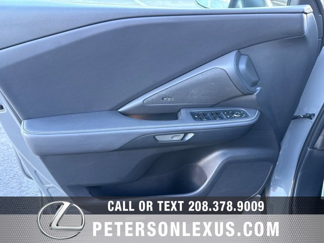 Used 2025  Lexus 500h F SPORT Luxury image 26