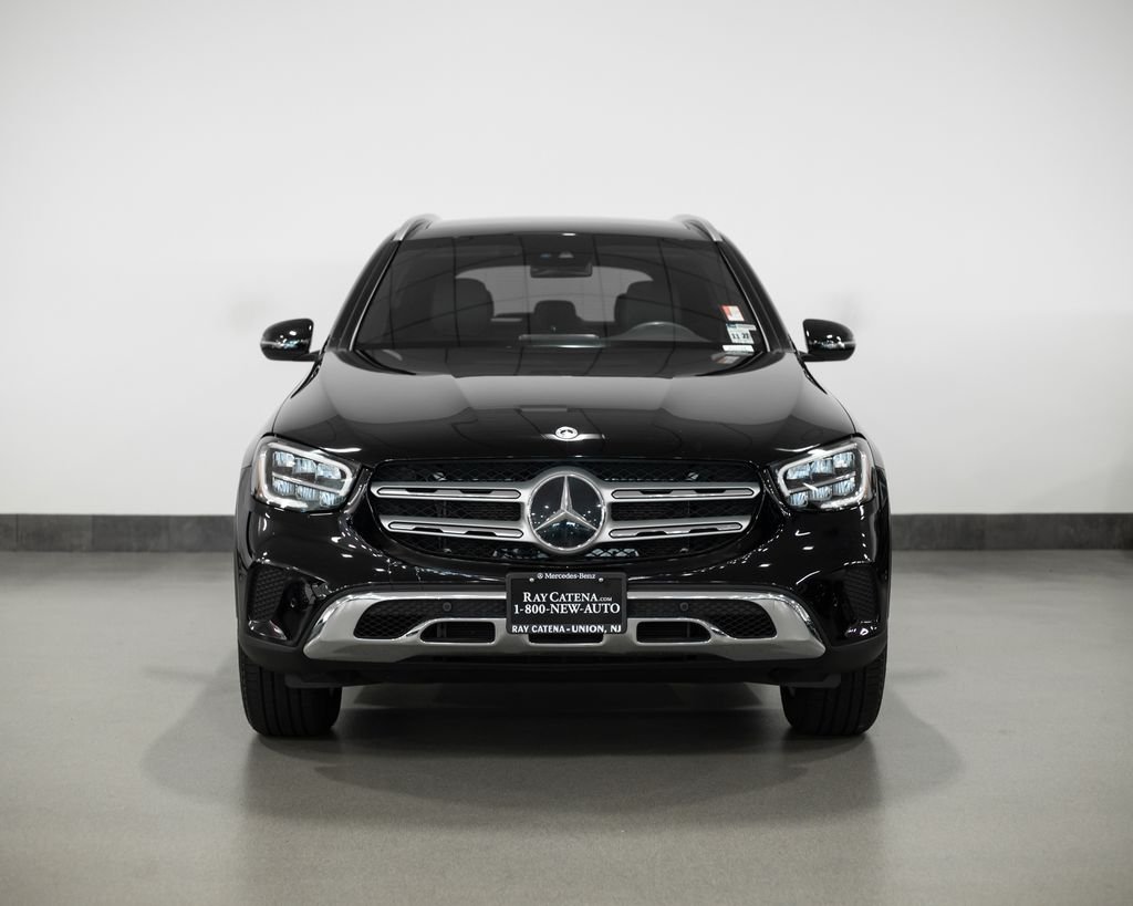 Certified Used 2022 Black Mercedes-Benz GLC 300 image 2