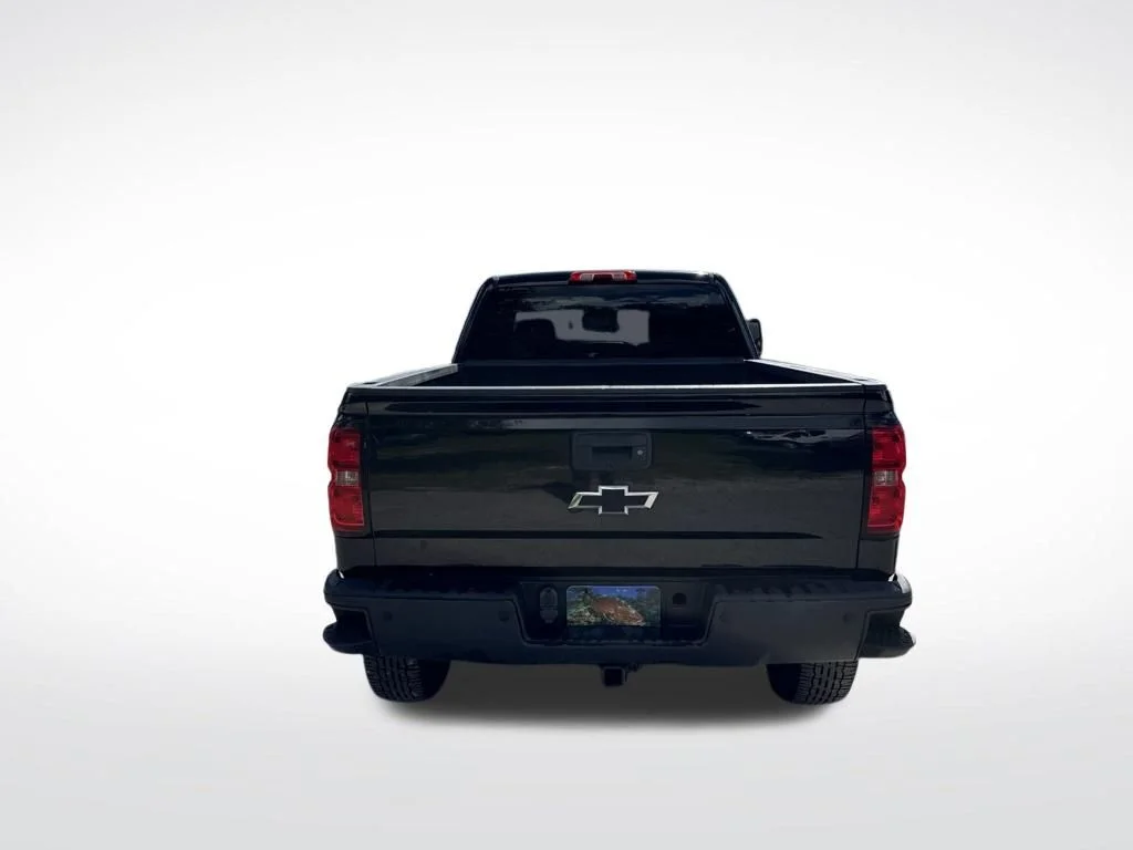Used 2016 Black Chevrolet LT image 7