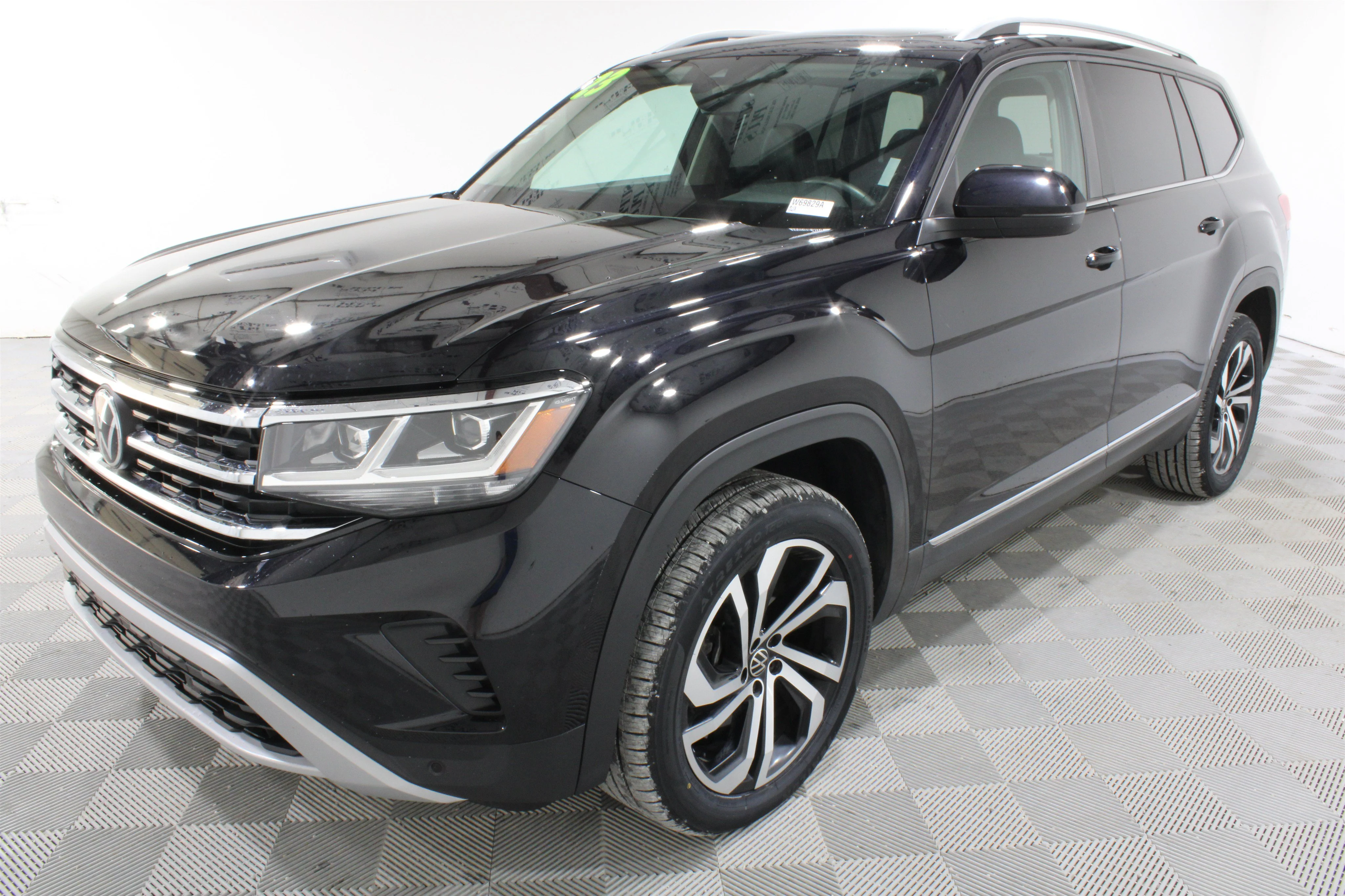 2023 Volkswagen Atlas SEL - Photo 34