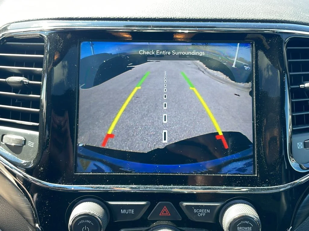 Used 2020 White Jeep Altitude image 26
