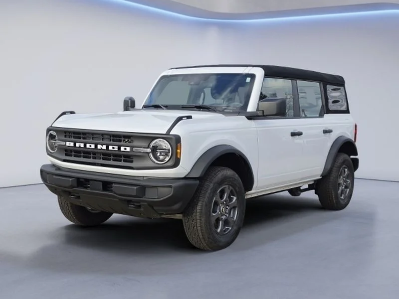 Used 2025 Oxford White Ford Base image 6
