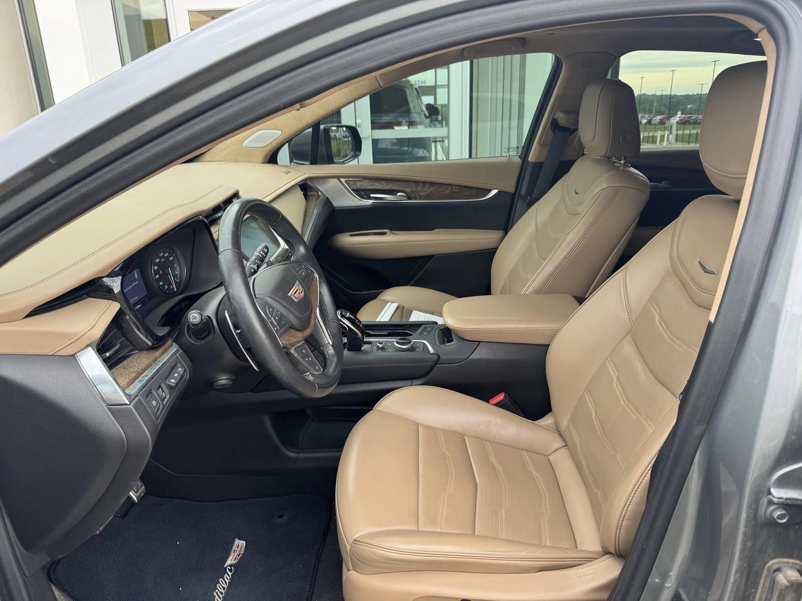 Used 2023 Silver Cadillac Sport image 5