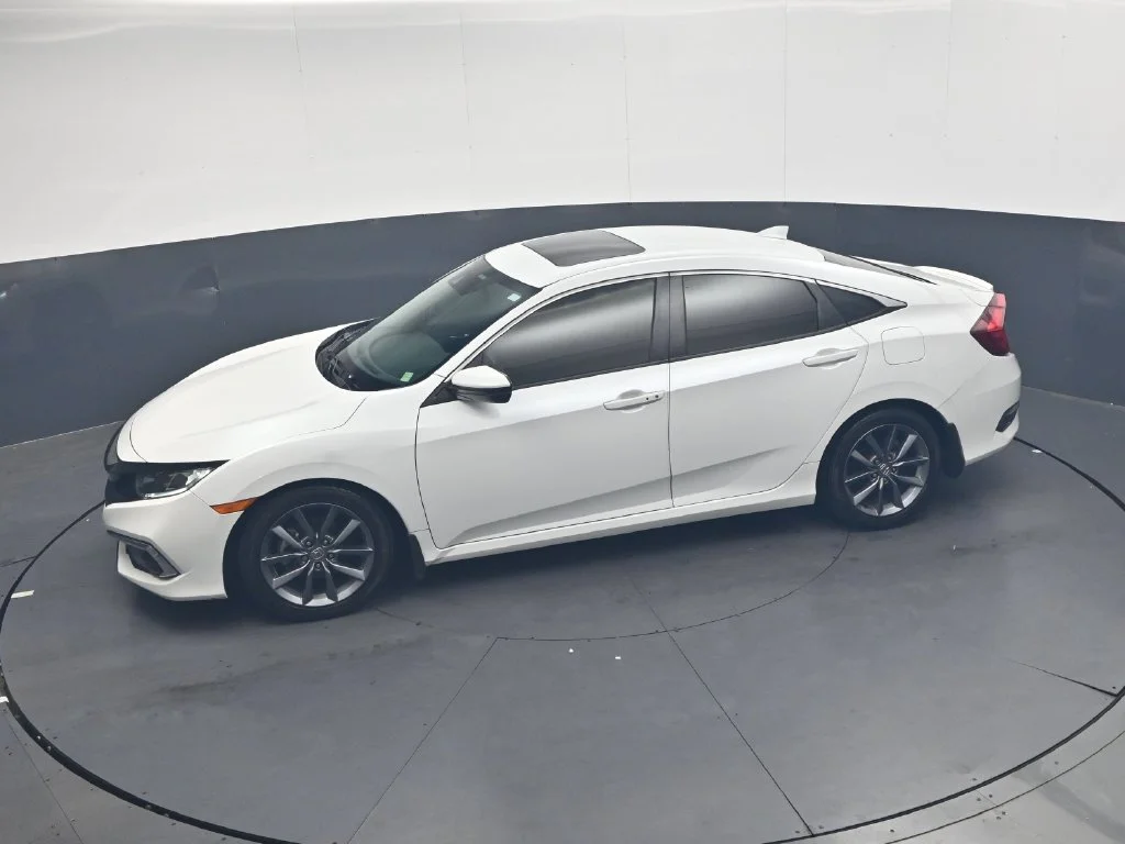 Used 2019  Honda EX image 19