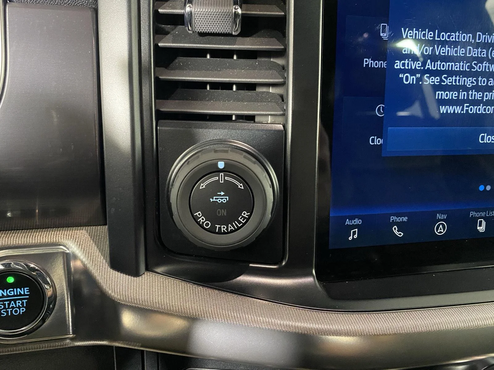 Used 2023 Avalanche Gray Ford Raptor image 10