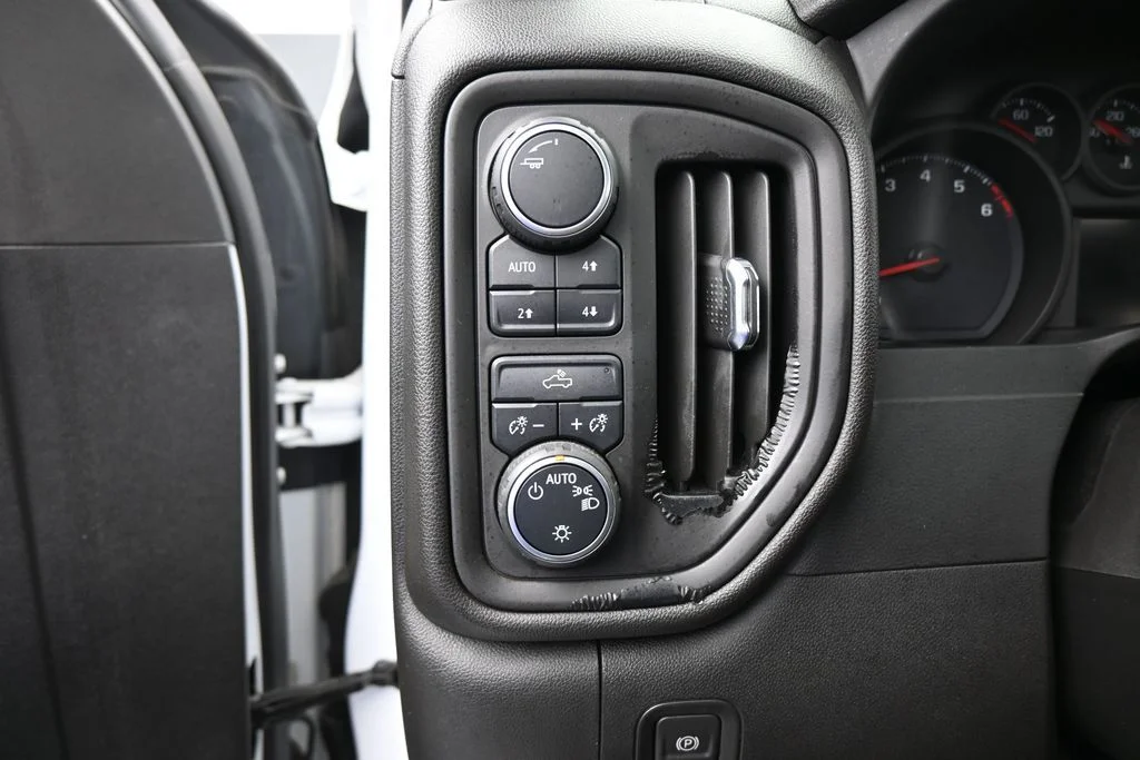 Used 2021 Summit White Chevrolet Custom Trail Boss image 12