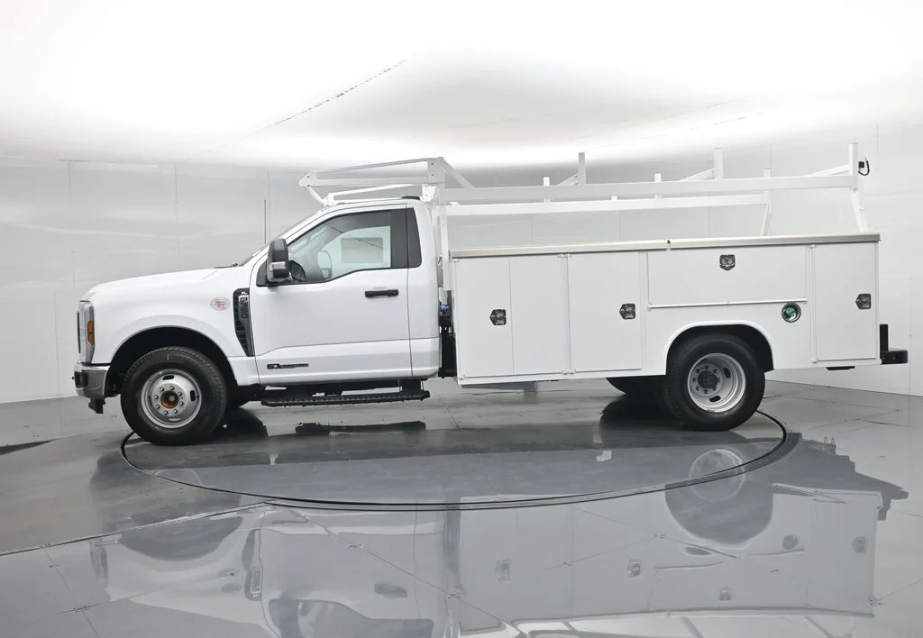 New 2025 White Ford XL image 34