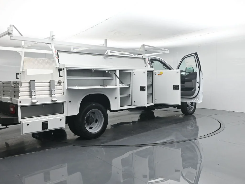 New 2026 Oxford White Ford XL image 35