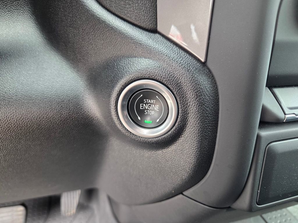 Used 2024 Summit White Chevrolet Custom image 27