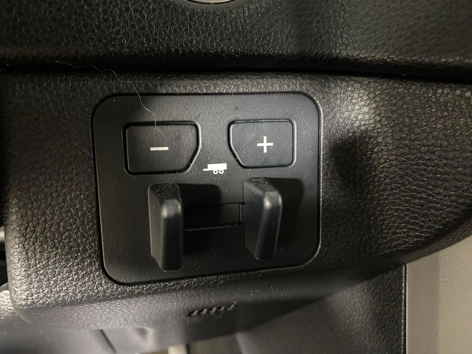 Used 2024 Ice Cap Toyota SR5 image 16