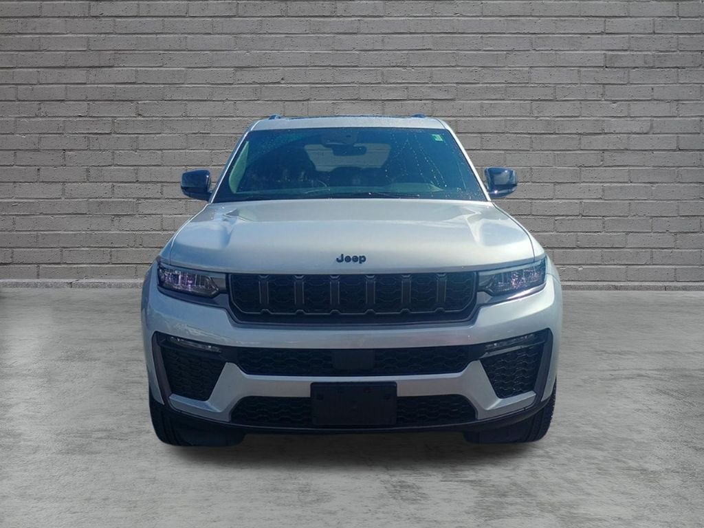 New 2026 Silver Zynith Jeep Limited image 2