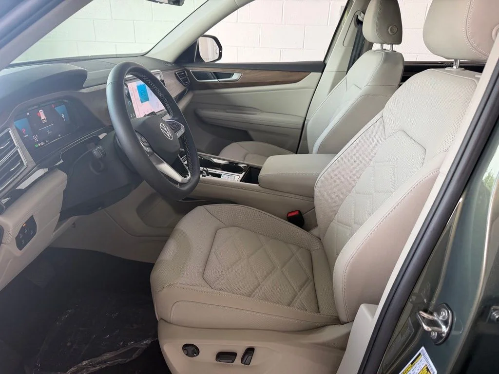 2026 Volkswagen Atlas SE w/Tech - Photo 15